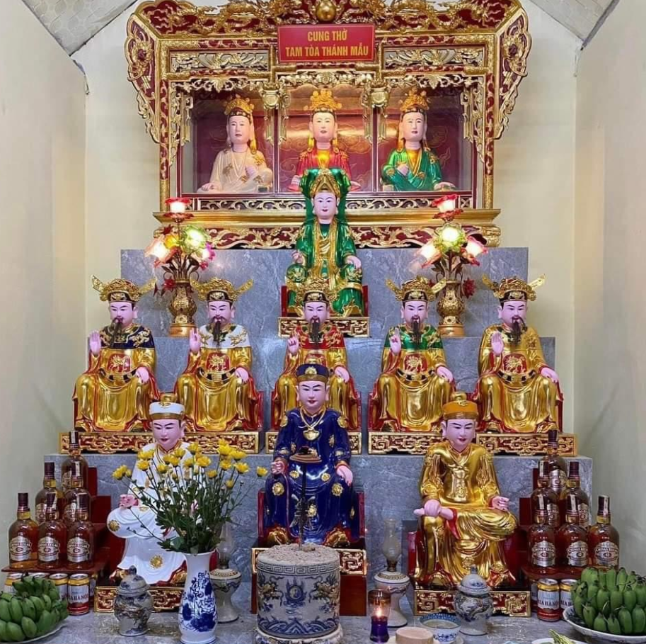 Hình ảnh và biểu tượng của Quan Hoàng Bơ